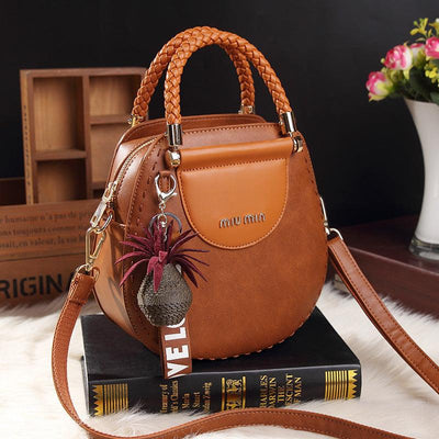 Fara | Shoulder bag made of leather