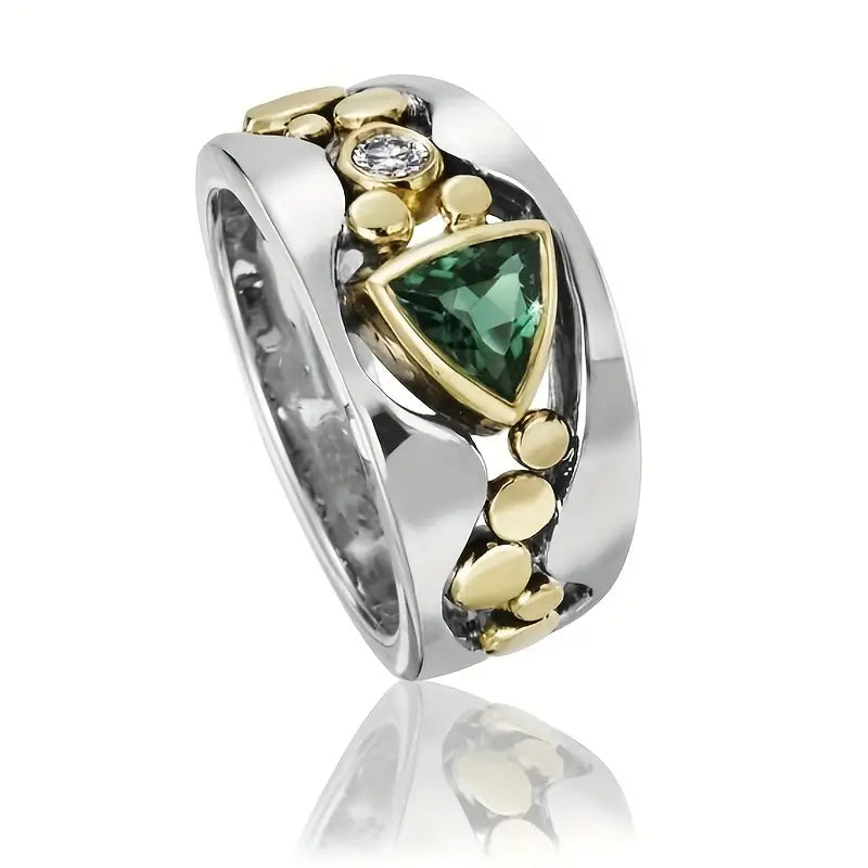 Maeve – Vintage Gold Ring with Green Accent