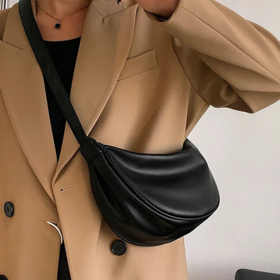 Hannah | Elegant small bag with practical design