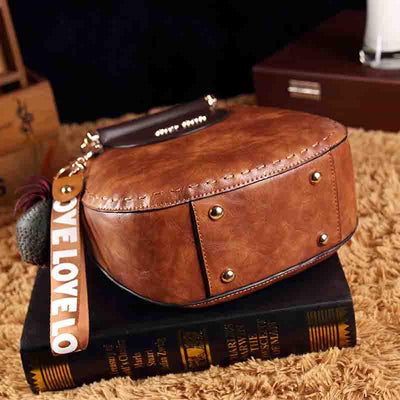 Fara | Shoulder bag made of leather