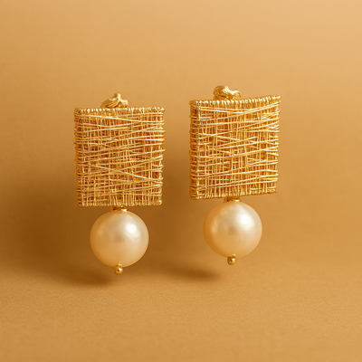 Vivienne – Vintage Gold Strand Earrings with Pearl Detail