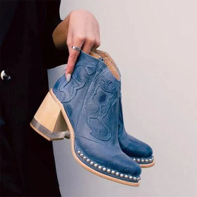 Carmen Vintage Pumps