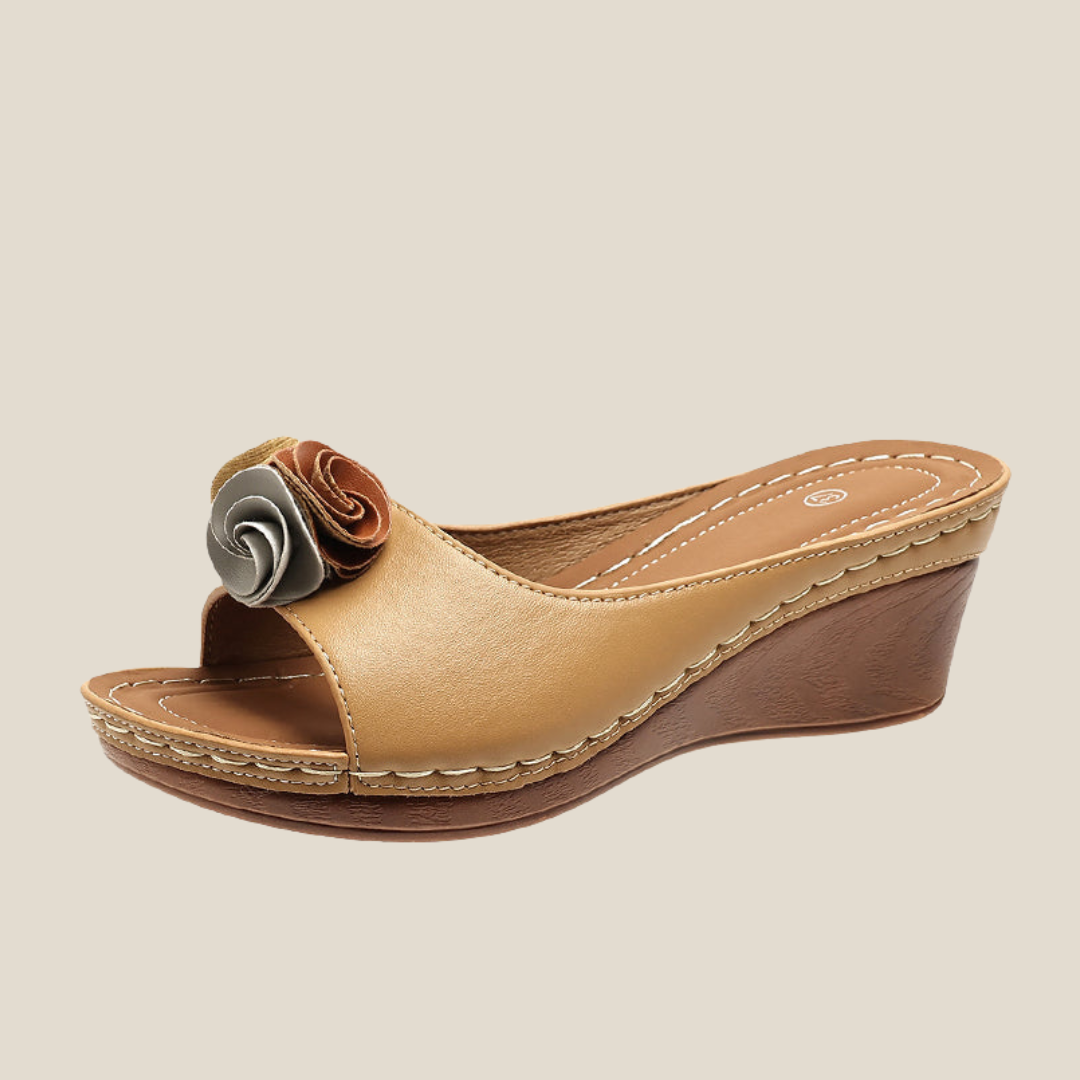 Daniella Sandals