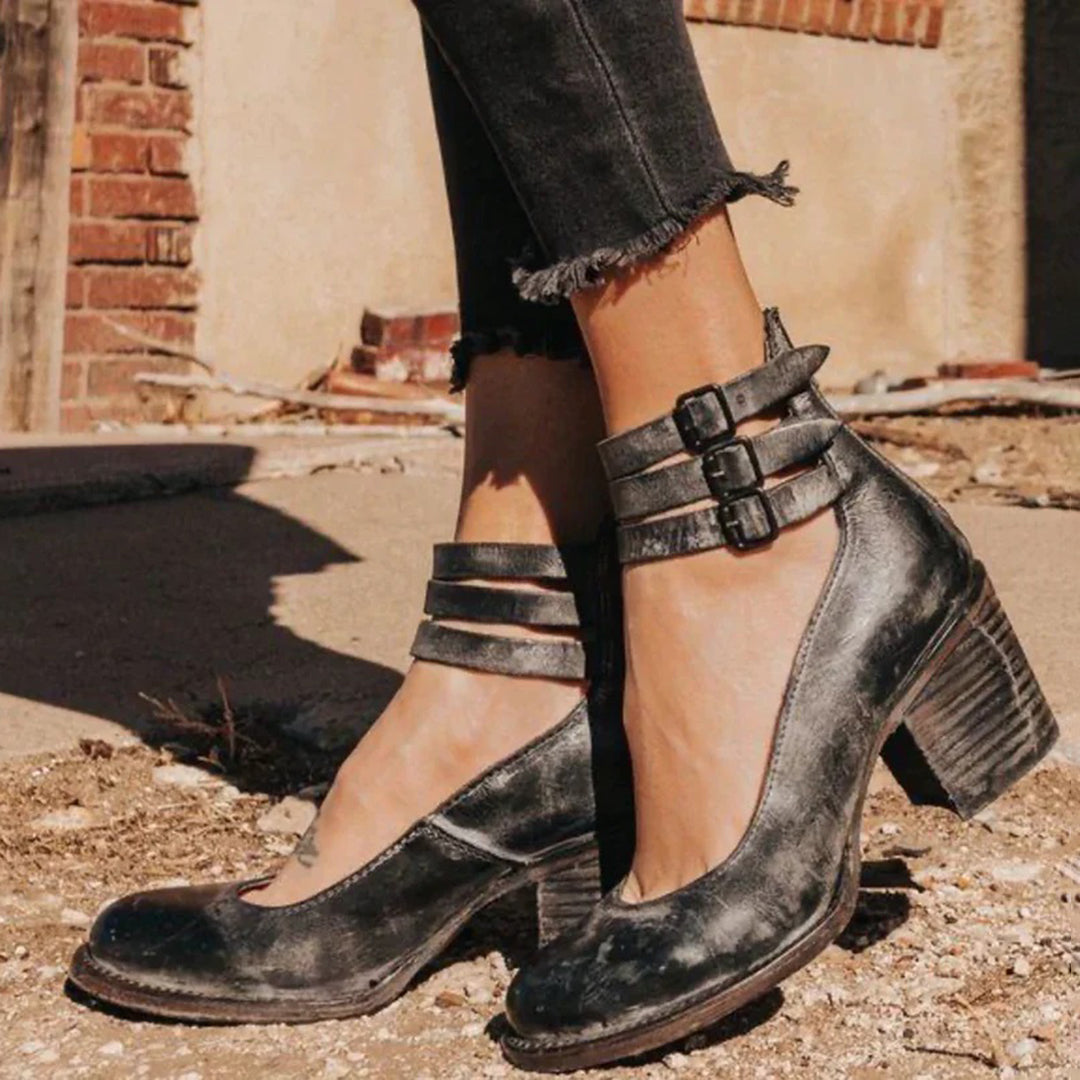 Vanessa Vintage Pumps