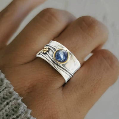 Wren – Silver Blue Stone Ring