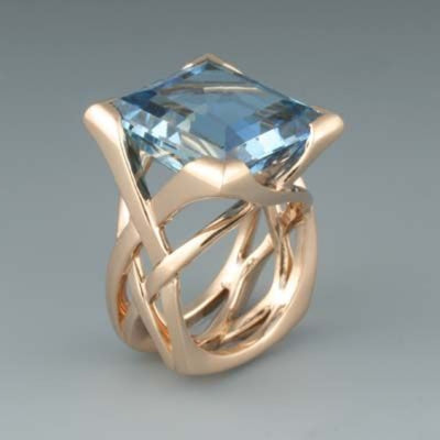 Mira - Vintage Rose Gold Blue Zirconia Ring