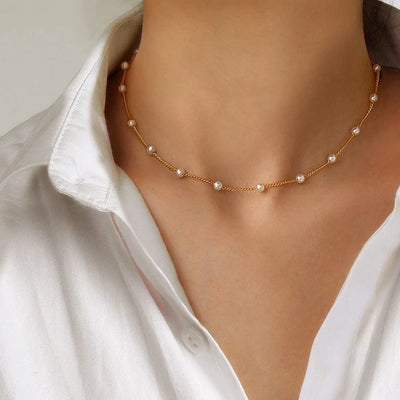 Lea – Gold Pearl Strand Necklace
