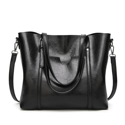 Kelly – Refined Leather Shoulder Bag
