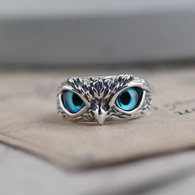 Liora – Opalescent Owl Charm Ring