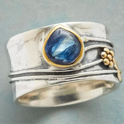 Wren – Silver Blue Stone Ring