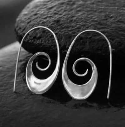 Amara – Bohemian Loop Drop Earrings