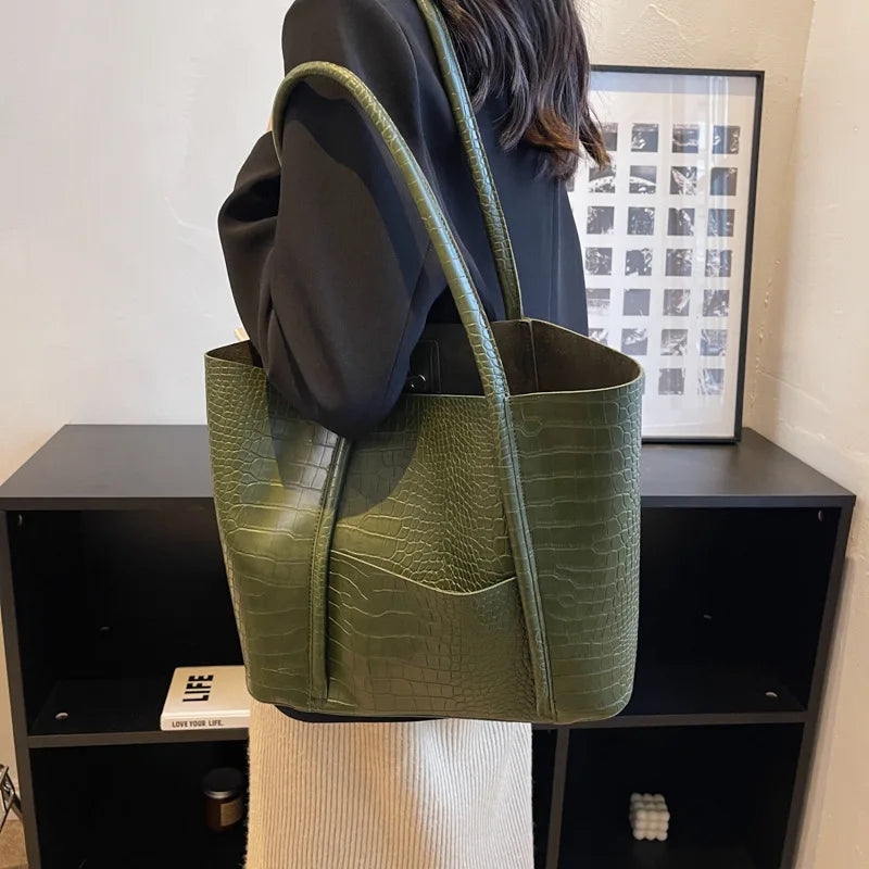 Rowan™ Vintage Shoulder bag