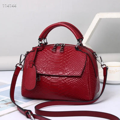 Rowan™ Compact Leather Bag