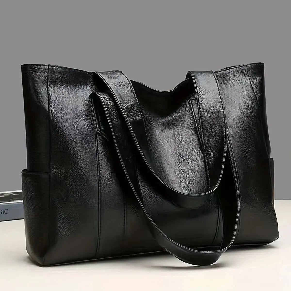 Martha – Timeless Leather Shoulder Bag