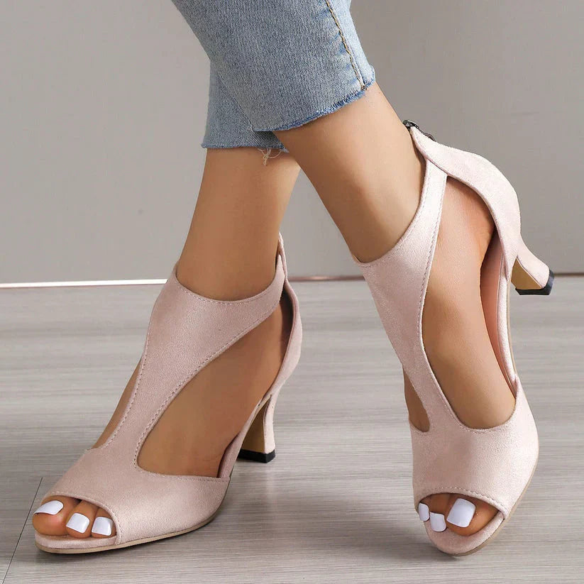 Elvira Heels