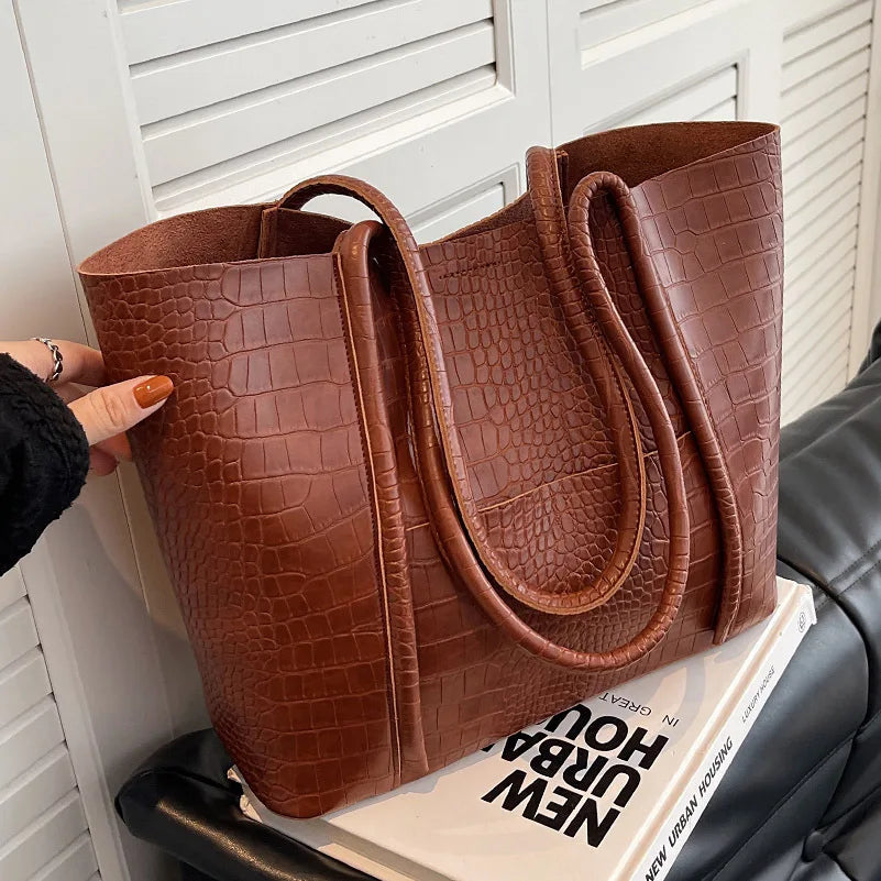 Rowan™ Vintage Shoulder bag