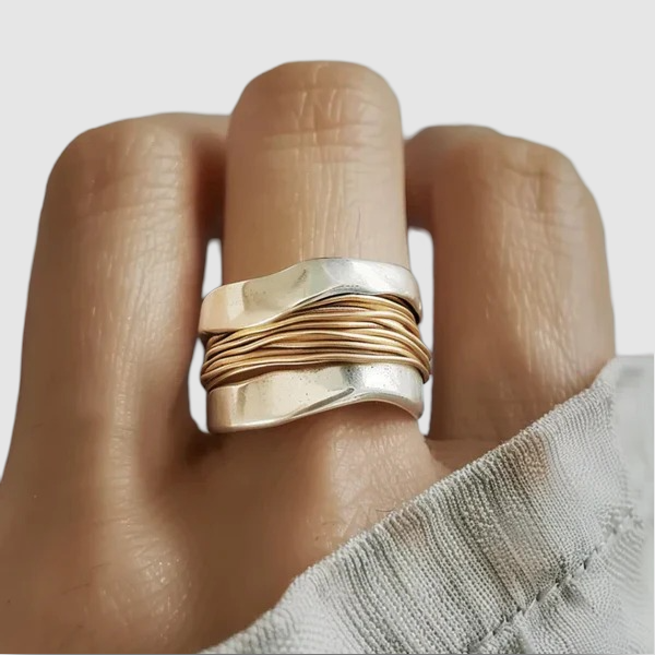 Silver Ring with Golden Threads~
