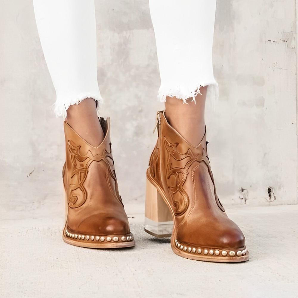 Carmen Vintage Pumps