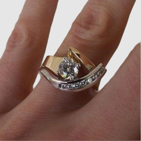 Vintage Irregular Gold & Silver Zirconia Ring~
