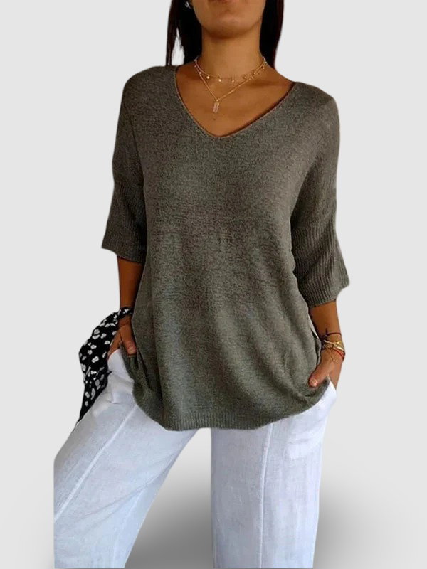 Elise – 3/4 Sleeve V-Neck Top