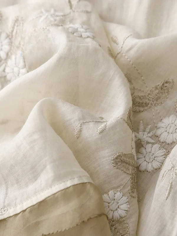 Ava – Retro Embroidered Blouse