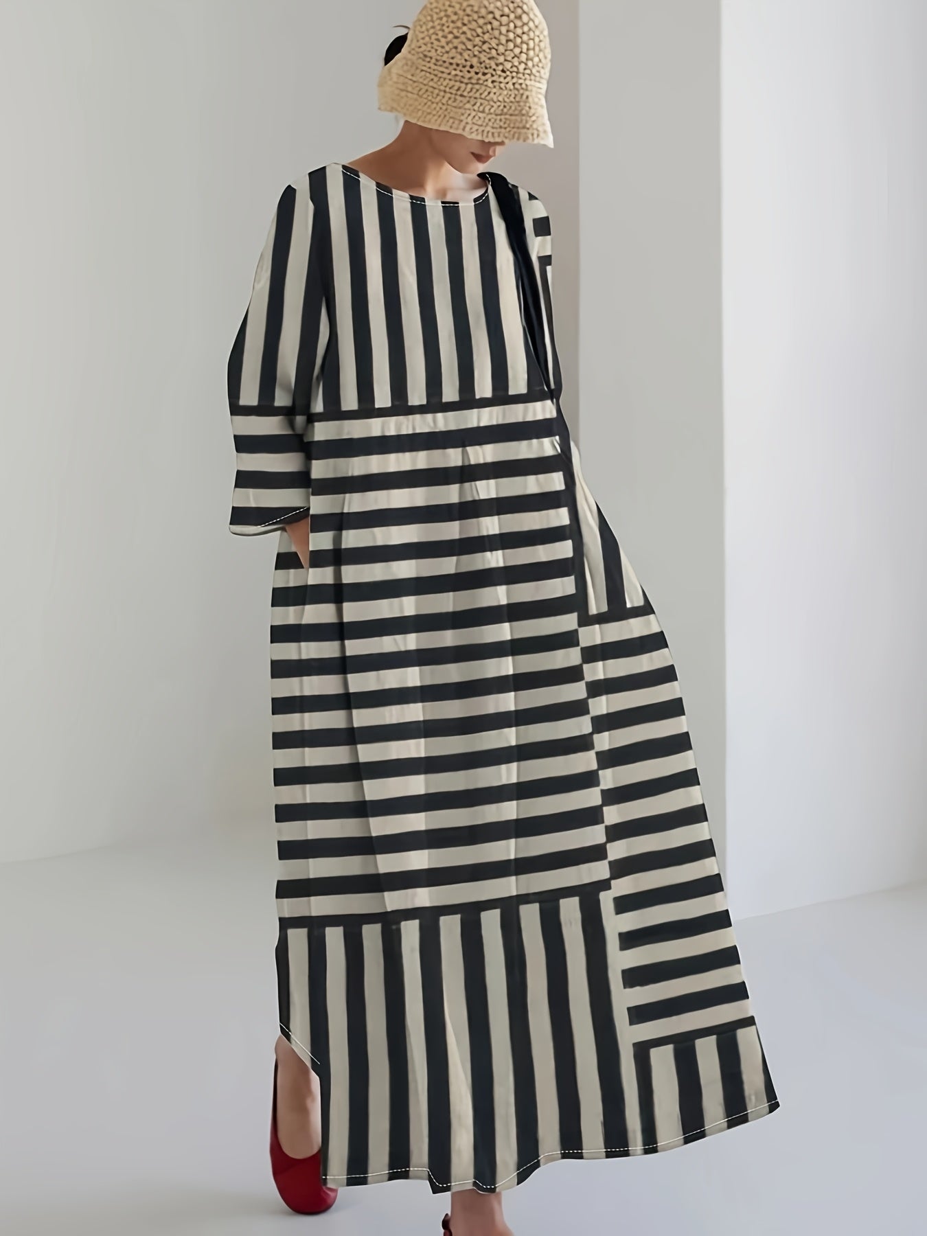FASHION - Forward Striped Flowy Dress