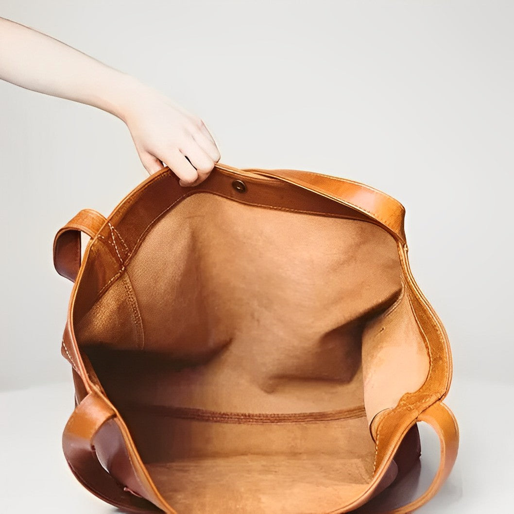Rowan™ Retro Style Leather Bag