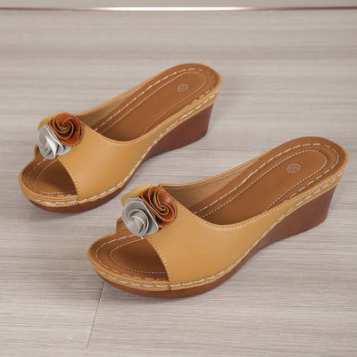 Daniella Sandals