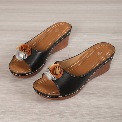 Daniella Sandals