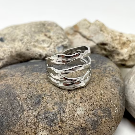 Ruth – Textured Silver Flex Band