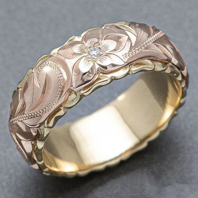 Celeste – Romantic Gold Rosebud Accent Ring