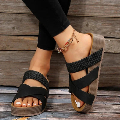 Levia Orthopedic Sandals